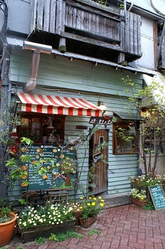 花店 城市中的靜謐花園與情感紐帶